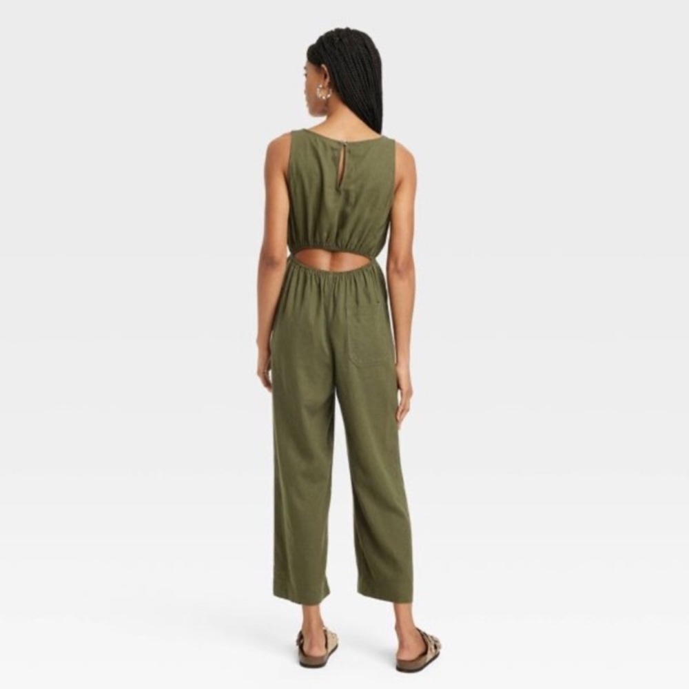 Universal Thread Green Linen Sleeveless V-Neck Cutout Back Jumpsuit